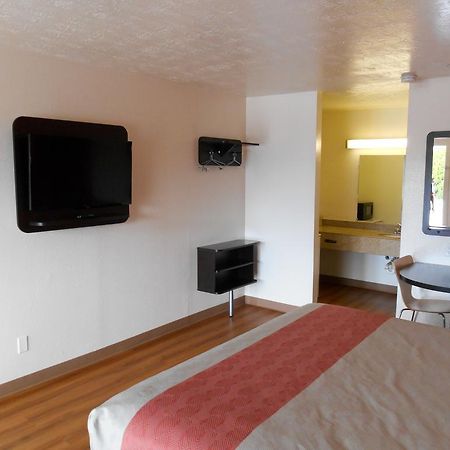 Motel 6-Madisonville, Tx Εξωτερικό φωτογραφία